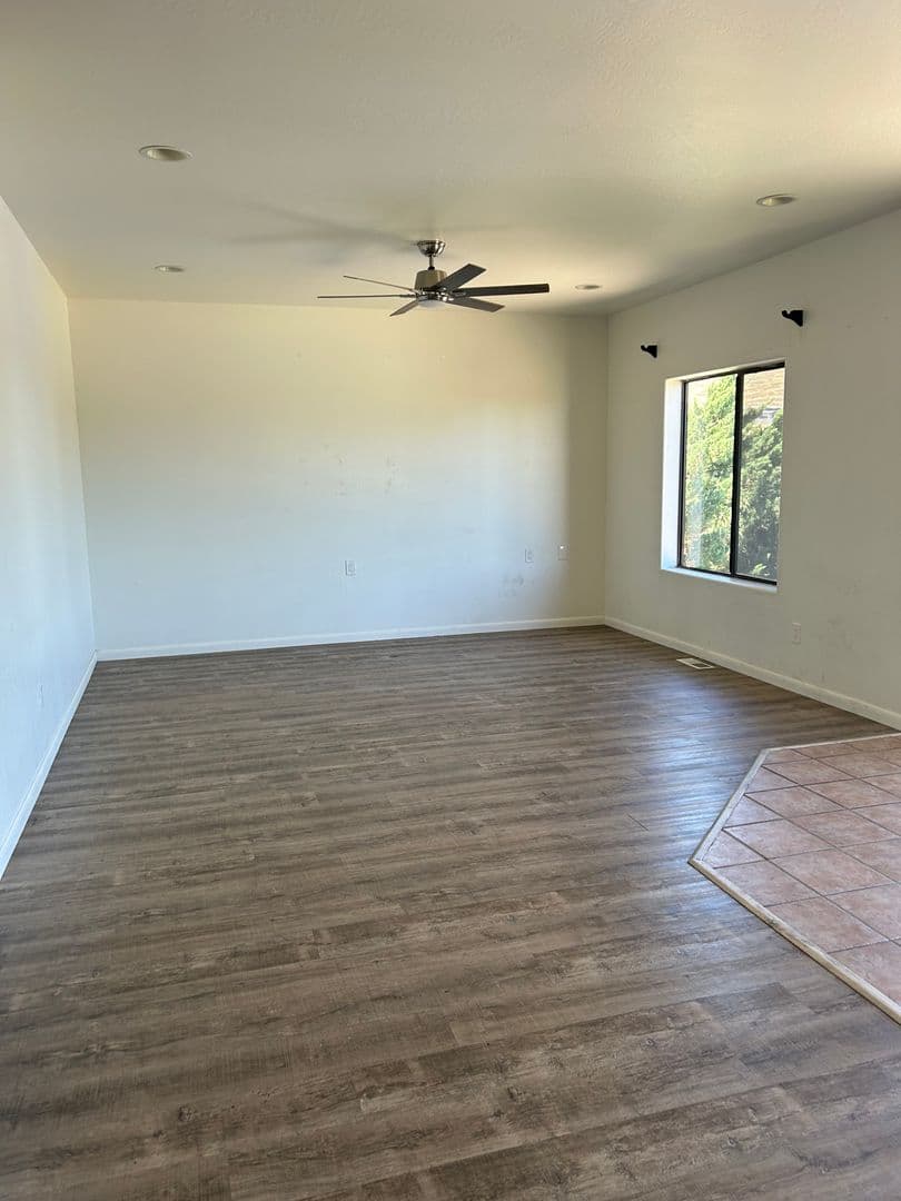 6221 E. Copper Hill Drive - Upstairs & Downstairs (Entire Property), Prescott Valley, AZ 86314 · foto 8