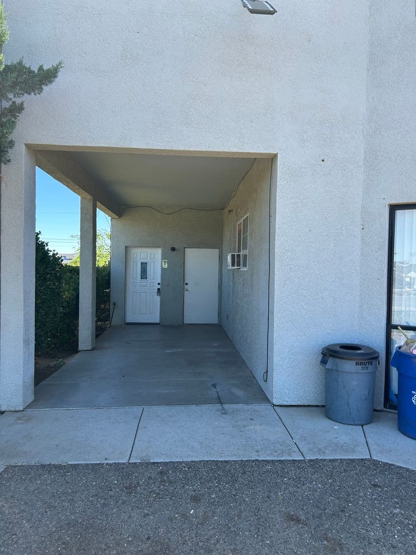 6221 E. Copper Hill Drive - Upstairs & Downstairs (Entire Property), Prescott Valley, AZ 86314 · foto 16