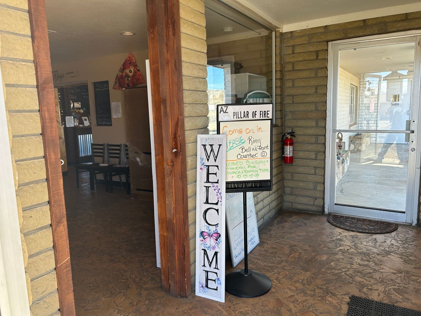 10050 S. State Route 69, (Approx. 2, 837 Square Feet), Mayer, AZ 86333 · photo 9